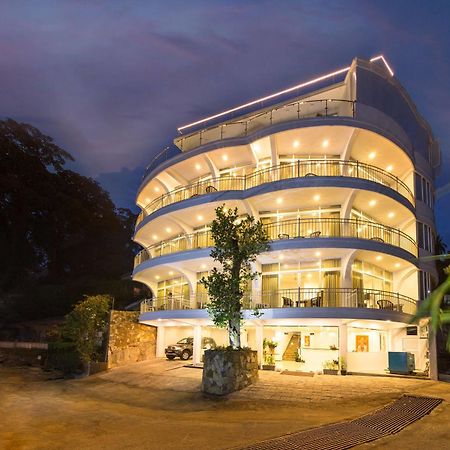 Sandriana Lake View Hotel Kandy Bagian luar foto